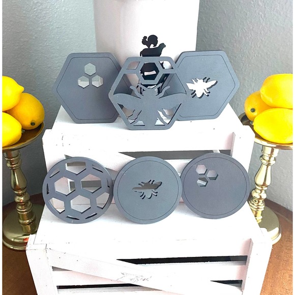 Set Of 6 Handmade Grey Wood Farmhouse Inspired Bee Themed Coaster (G) - Picture 8 of 8